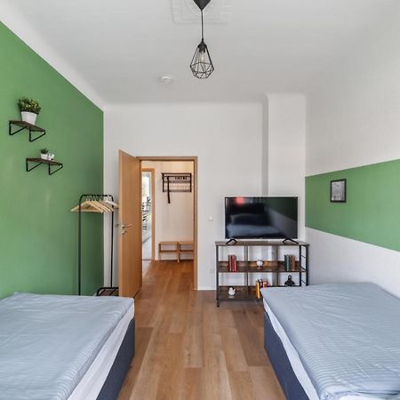 Salihomes/Max Apartment/5Pax/Modern Eingerichtet/Voll Ausgestattet Kueche Markranstädt Kültér fotó