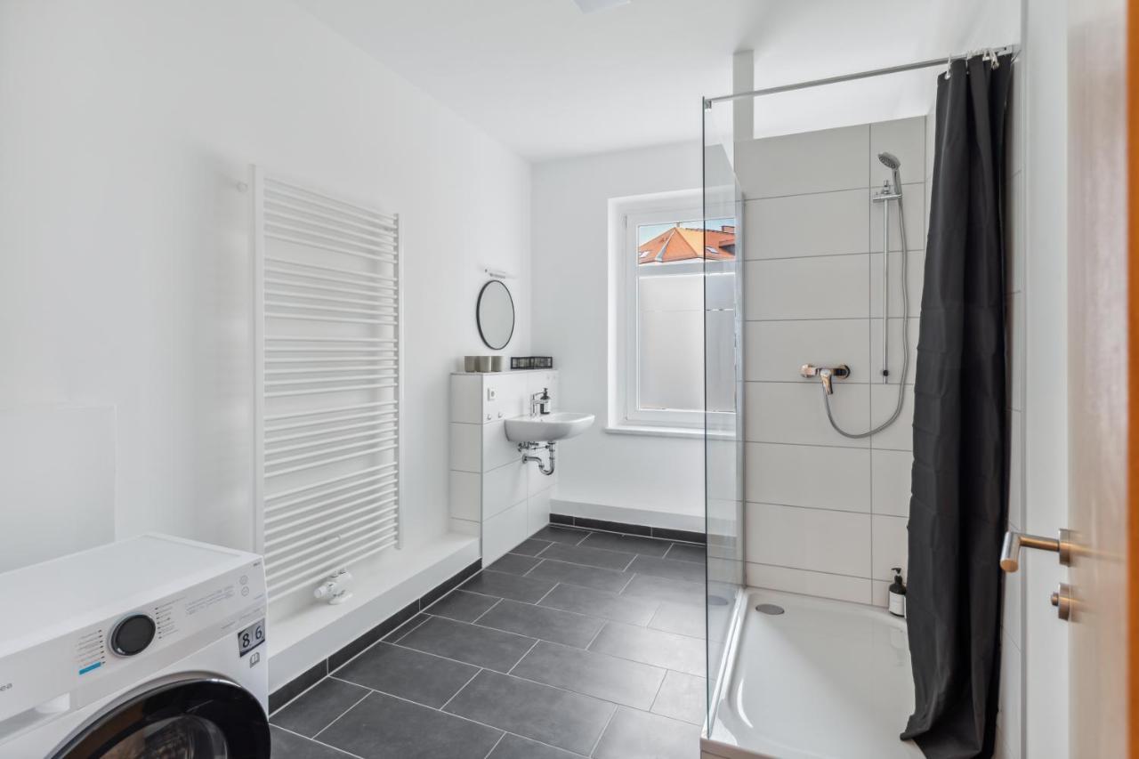 Salihomes/Max Apartment/5Pax/Modern Eingerichtet/Voll Ausgestattet Kueche Markranstädt Kültér fotó